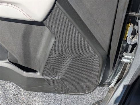 Used 2023 GMC Canyon AT4X image 11