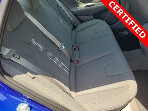 Used 2024 Hyundai Elantra SEL image 16