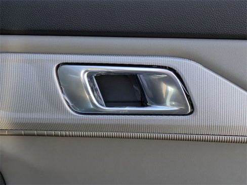 New 2026 Ford Explorer Active w/ Active Comfort Package image 34