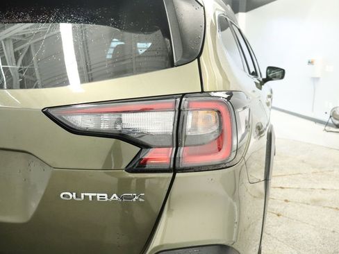 Used 2025 Subaru Outback Premium image 21