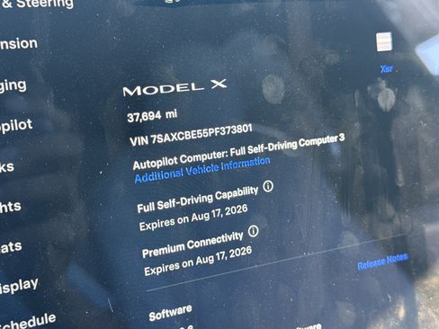 Used 2023 Tesla Model X AWD/4WD image 5