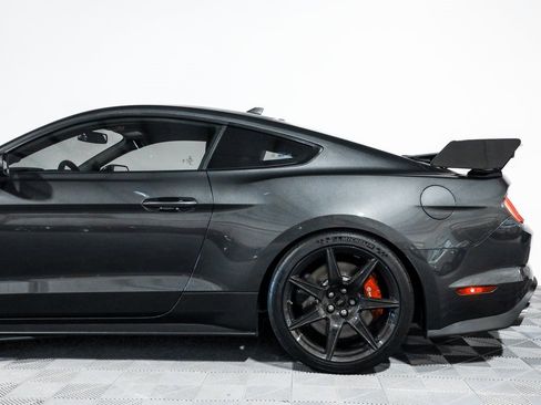 Used 2020 Ford Mustang Shelby GT500 w/ Carbon Fiber Track Pack image 16
