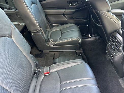Certified 2023 Honda Pilot Elite image 30
