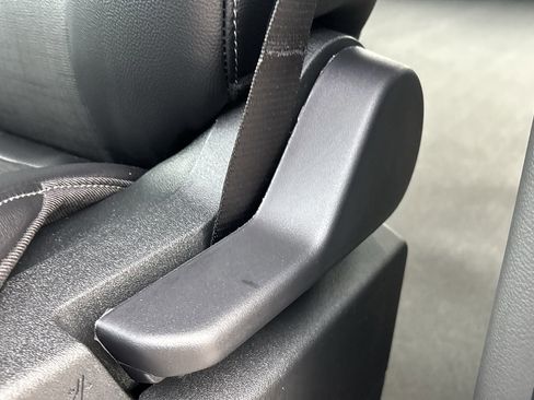 New 2025 Ford Transit 250 Low Roof AWD image 18