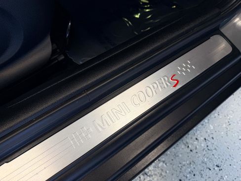Used 2019 MINI Cooper S FWD image 23