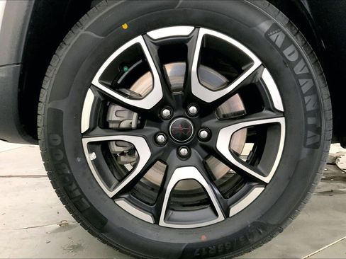 Used 2025 Jeep Compass Trailhawk AWD/4WD image 29