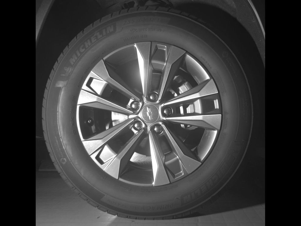 Certified 2026 Chevrolet Equinox LT AWD/4WD image 10