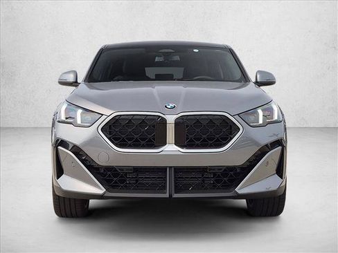New 2027 BMW X2 xDrive28i AWD/4WD image 6