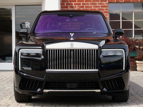 New 2026 Rolls-Royce Cullinan AWD/4WD image 5