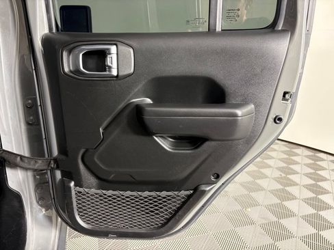 Used 2023 Jeep Wrangler Unlimited Sport AWD/4WD image 44