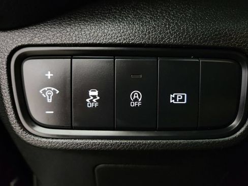 Used 2023 Kia Soul S FWD image 18