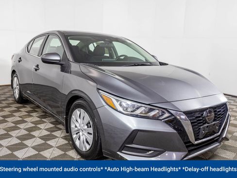 Used 2020 Nissan Sentra S image 8