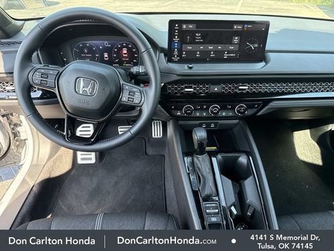 Used 2025 Honda Accord Sport image 18
