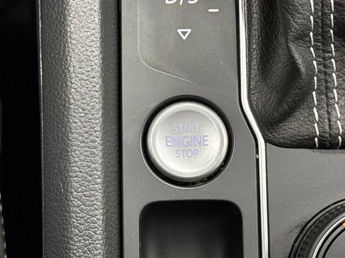 Used 2022 Volkswagen Atlas SE w/ Black Wheel Package image 22