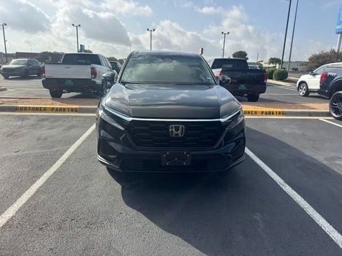 Used 2025 Honda CR-V EX image 2