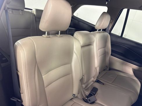Used 2017 Honda Pilot LX image 25