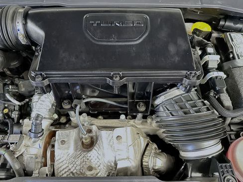 Used 2023 Jeep Compass Latitude AWD/4WD image 9