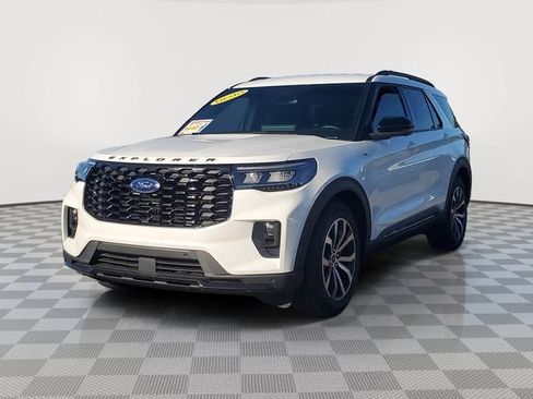 New 2025 Ford Explorer ST-Line w/ Premium Package image 2