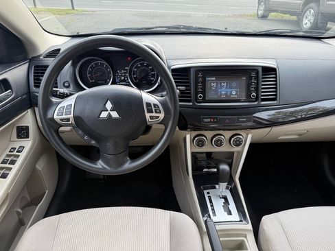 Used 2017 Mitsubishi Lancer ES image 17