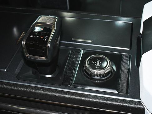 Used 2024 GMC Hummer EV 3X image 41