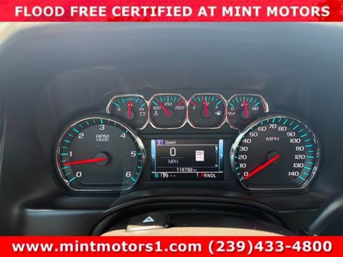 Used 2017 GMC Yukon SLT AWD/4WD image 16