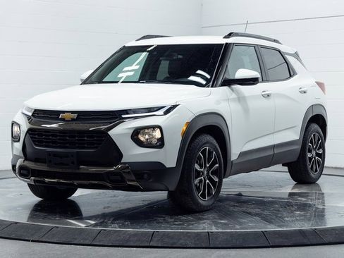 Used 2023 Chevrolet TrailBlazer ACTIV w/ Convenience Package image 6