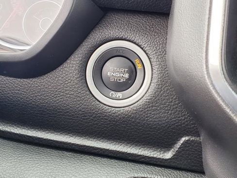 Used 2023 RAM 1500 Laramie image 13