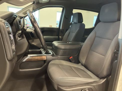 Used 2019 Chevrolet Silverado 1500 RST image 10