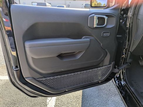 New 2026 Jeep Wrangler Unlimited Sport AWD/4WD image 11