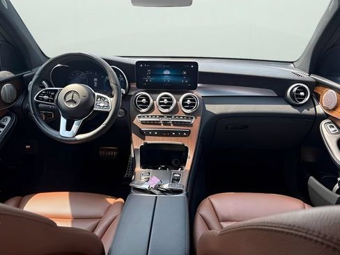 Used 2021 Mercedes-Benz GLC 300 4MATIC image 25