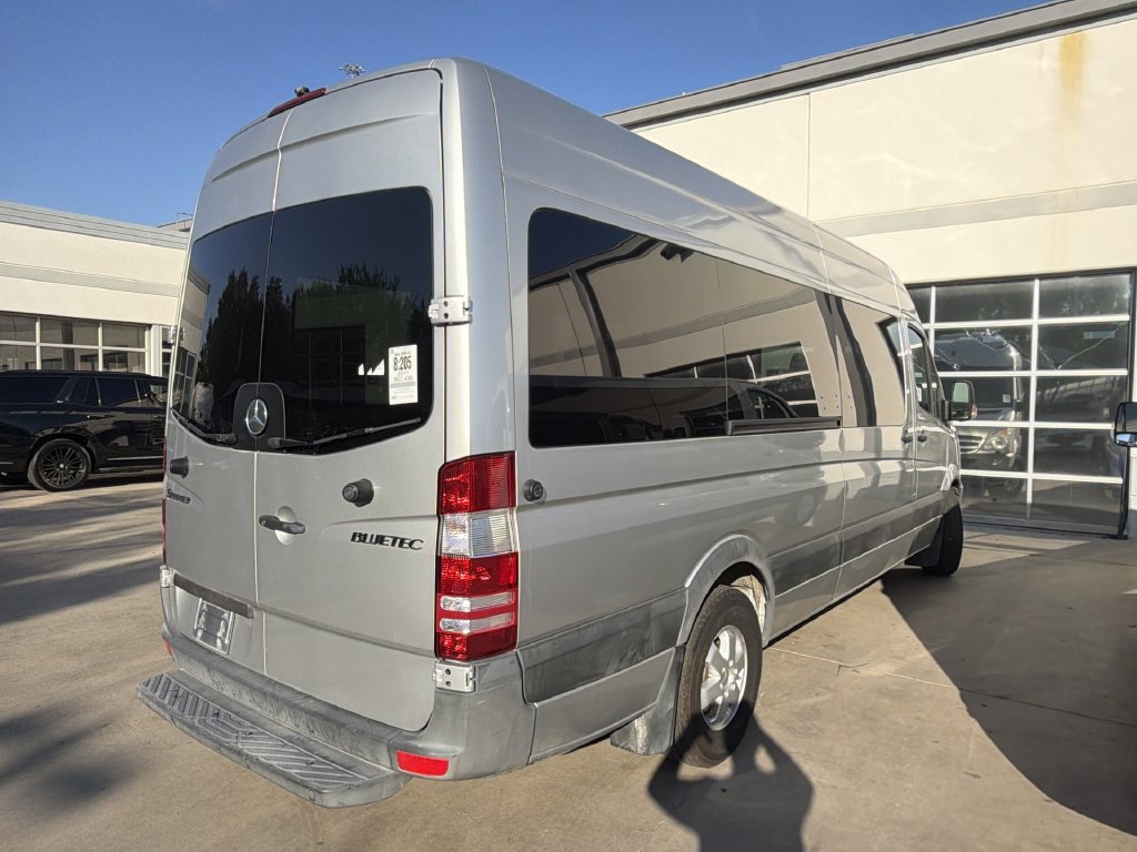 Used 2011 Mercedes-Benz Sprinter 2500 image 3
