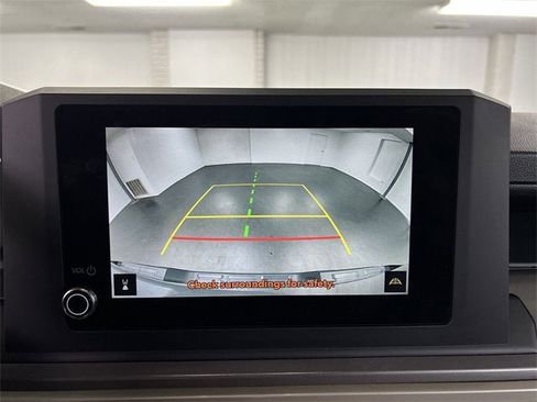 Used 2025 Toyota Tacoma TRD Off-Road image 14