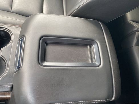 Used 2019 Chevrolet Tahoe LT RWD image 27
