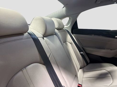 Used 2018 Hyundai Sonata Limited FWD image 27