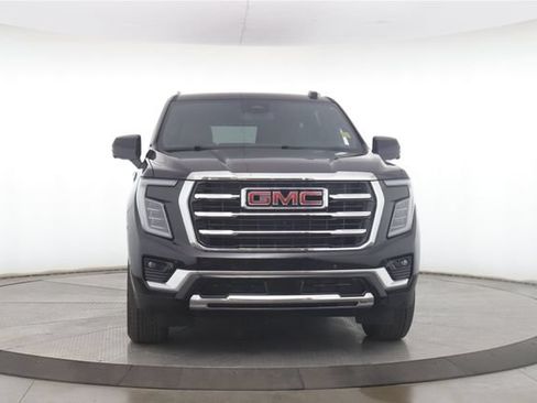Used 2025 GMC Yukon XL Elevation w/ LPO, Floor Liner Package AWD/4WD image 12