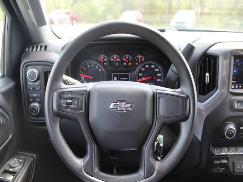 Used 2022 Chevrolet Silverado 1500 Custom Trail Boss AWD/4WD image 20