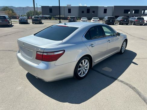 Used 2007 Lexus LS 460 RWD image 11