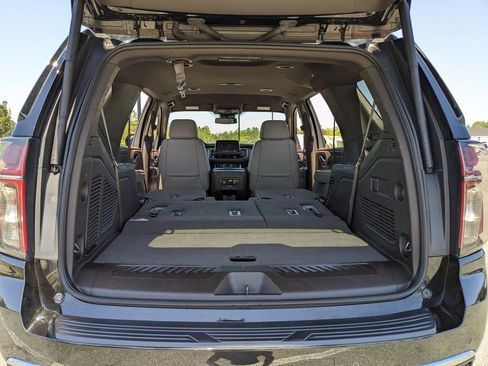 Used 2024 Chevrolet Tahoe LT RWD image 46