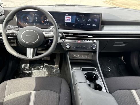 Used 2024 Hyundai Sonata SEL AWD/4WD image 3