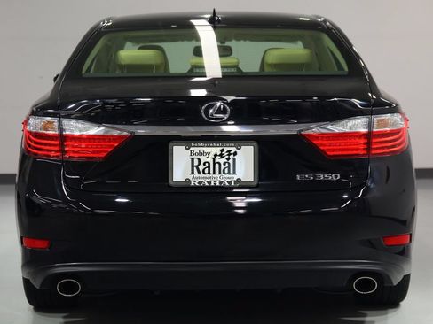 Used 2014 Lexus ES 350 w/ Premium Package FWD image 2