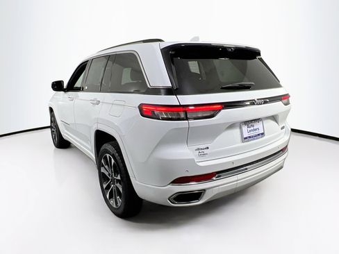 Used 2022 Jeep Grand Cherokee Overland w/ Luxury Tech Group IV image 7