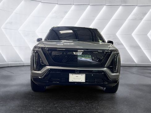 New 2026 Cadillac Vistiq Sport image 9