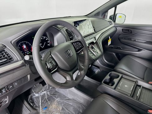 New 2026 Honda Odyssey Sport-L image 8