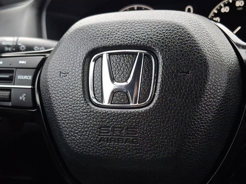 Used 2023 Honda Civic Sport image 25