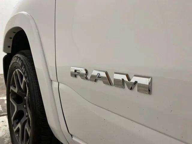 Used 2026 RAM 1500 Laramie AWD/4WD image 98
