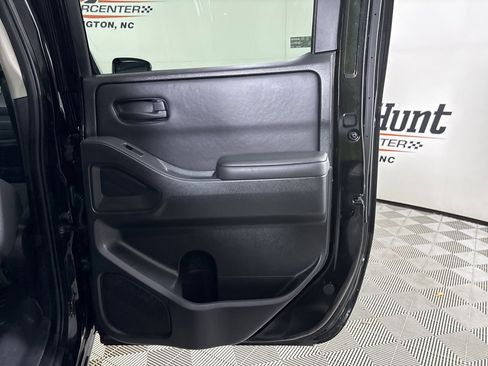 Used 2022 Nissan Frontier S w/ Technology Package image 25