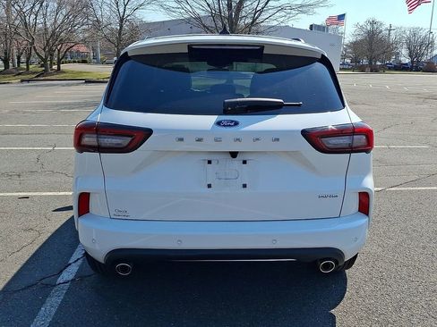Used 2023 Ford Escape ST-Line w/ Tech Pack #1 AWD/4WD image 8