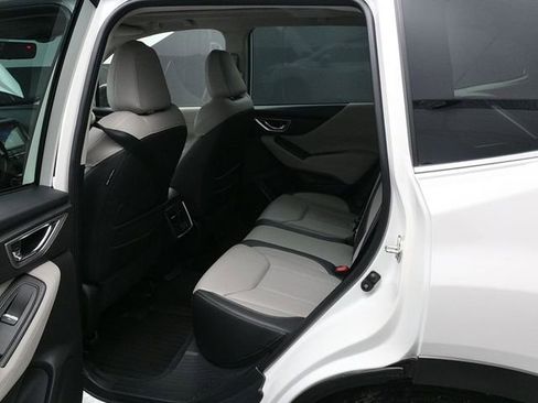Used 2021 Subaru Forester Limited image 15