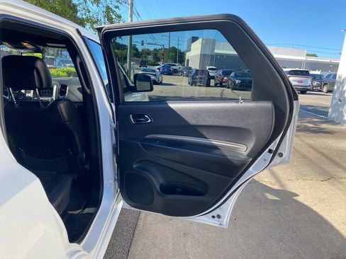 Used 2018 Dodge Durango GT w/ Blacktop Package RWD image 17