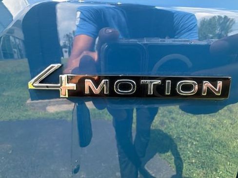 Used 2026 Volkswagen Atlas SE AWD/4WD image 12
